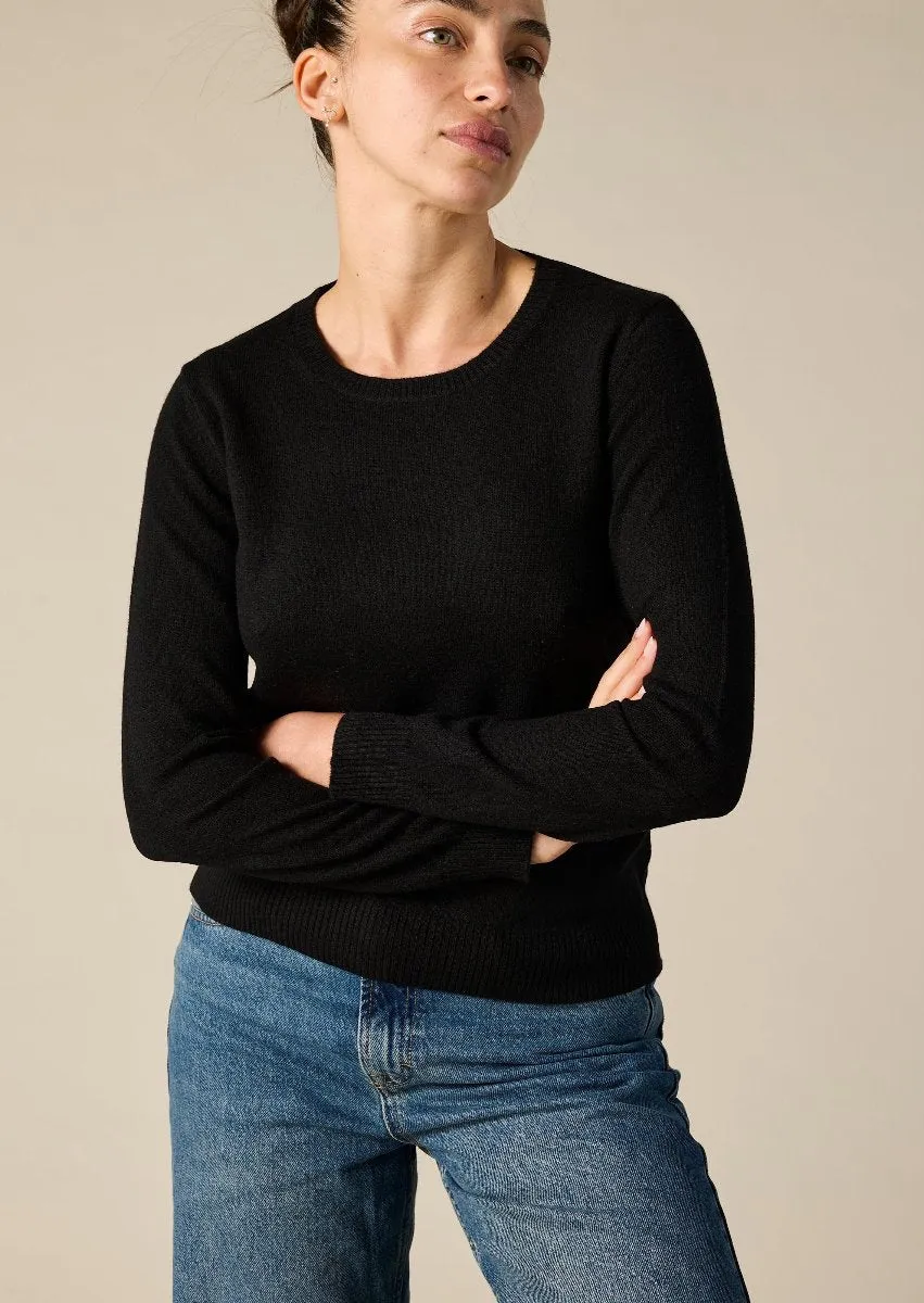 Cashmere Daisy Crew Neck in Black