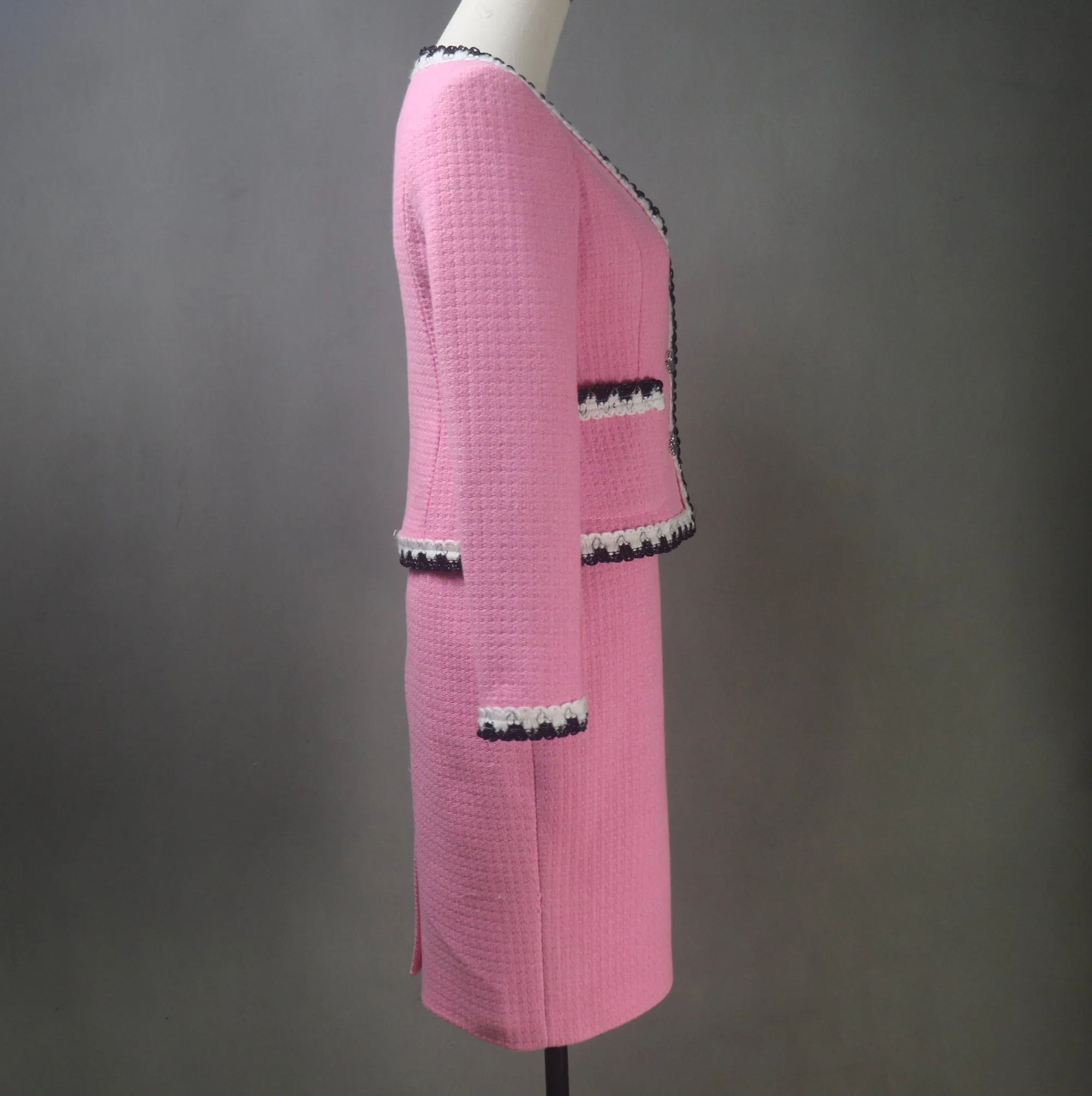 Elegant Custom-Made Spring Summer Tweed Hot Pink Suit