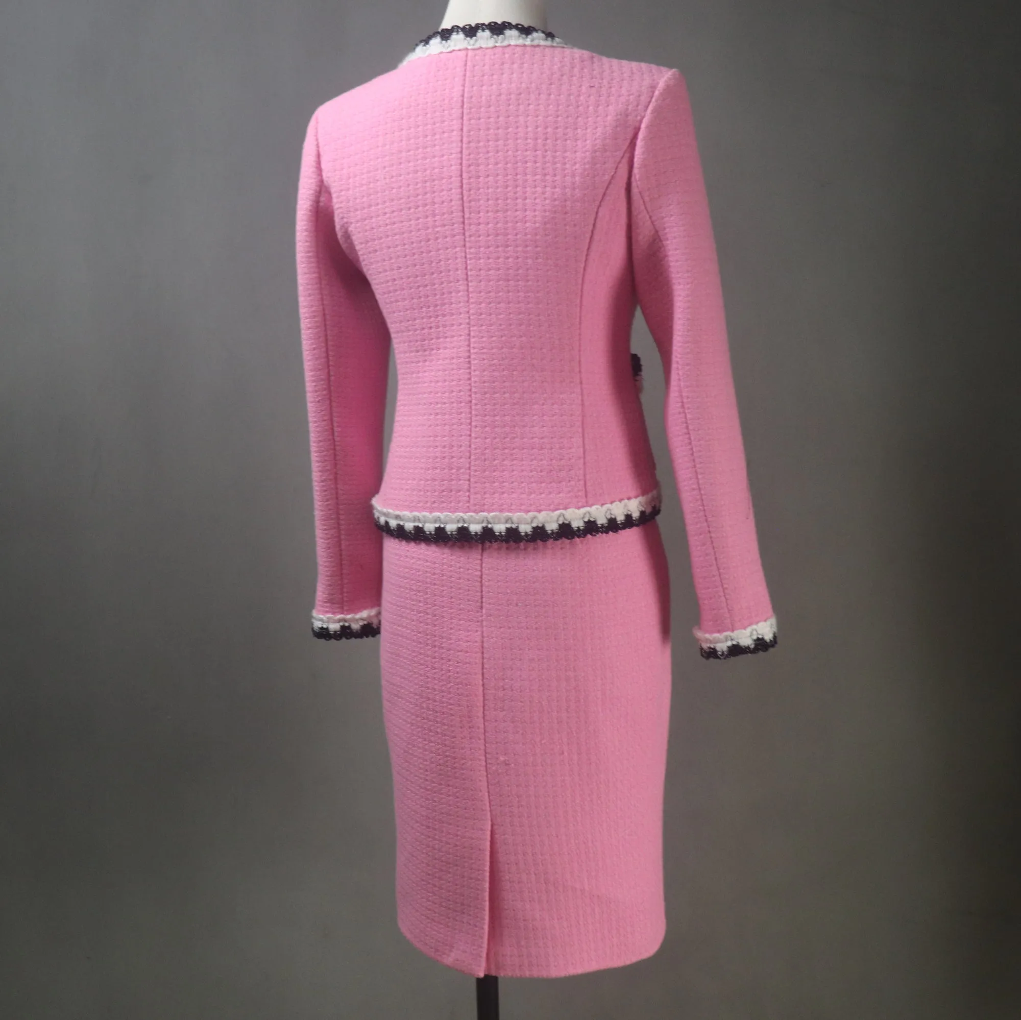 Elegant Custom-Made Spring Summer Tweed Hot Pink Suit