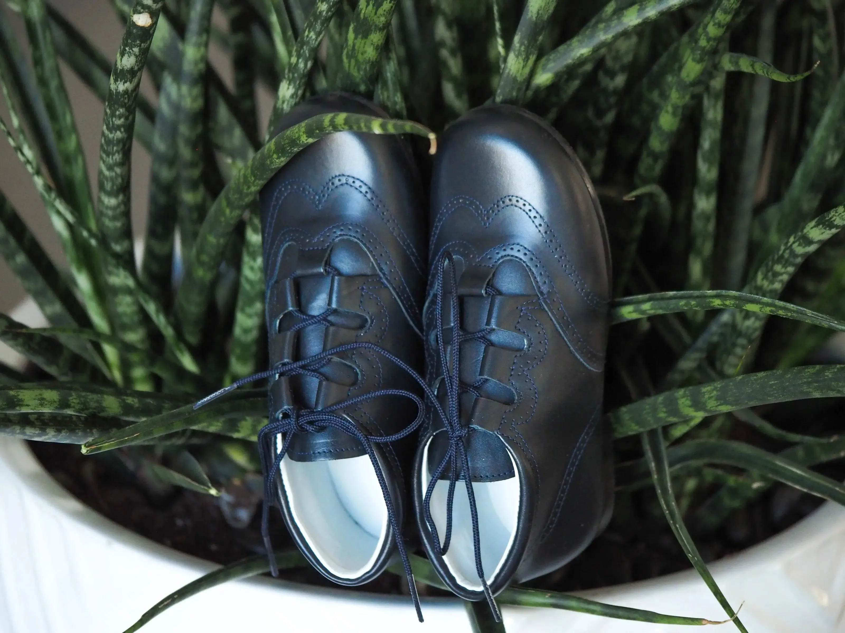 Henry- Dark Navy Leather Boy Boots