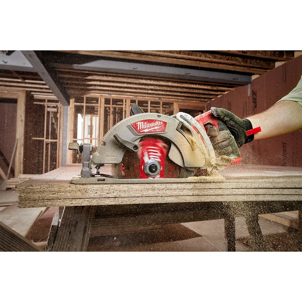 Milwaukee 2830-20 M18 FUEL 18V 7-1/4 Inch Rear Handle Circular Saw - Bare Tool