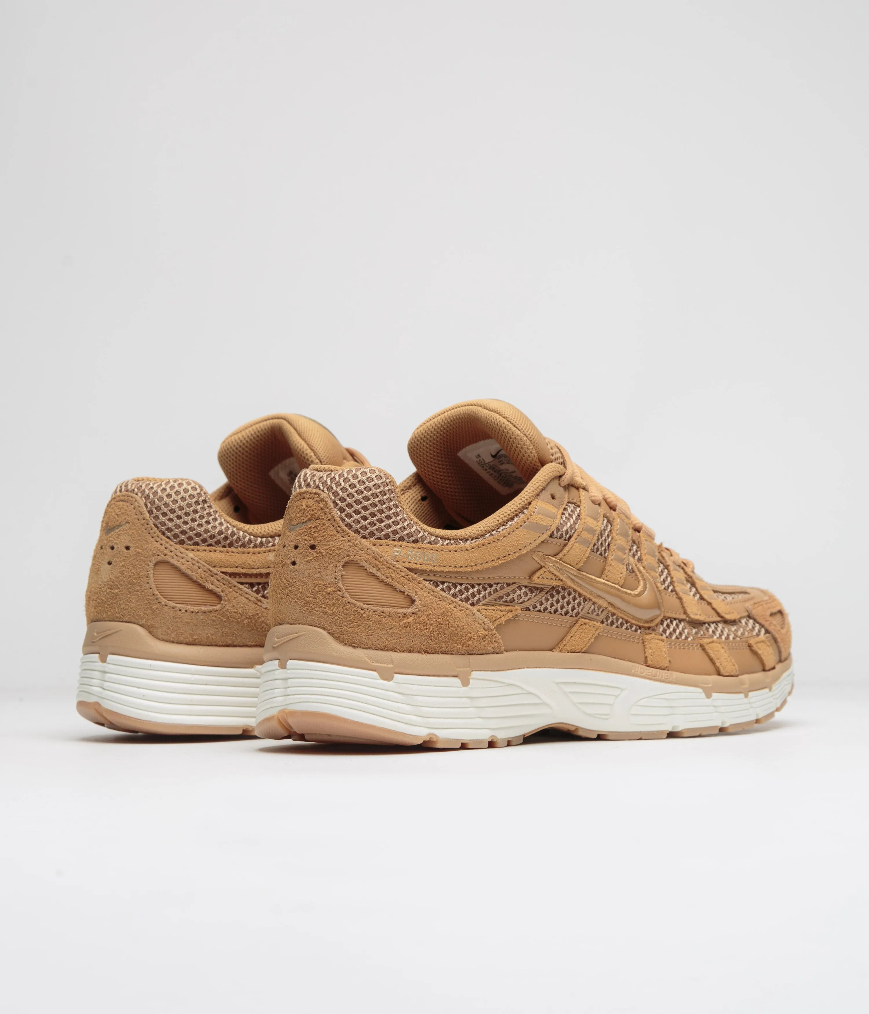 Nike P-6000 SE Shoes - Flax / Flax - Metallic Gold - Sail