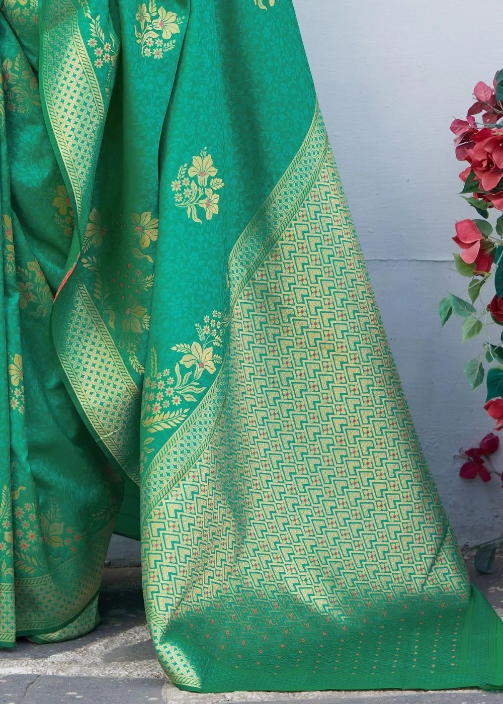 Parakeet Green Floral Motif Silk Saree | Stitched Blouse