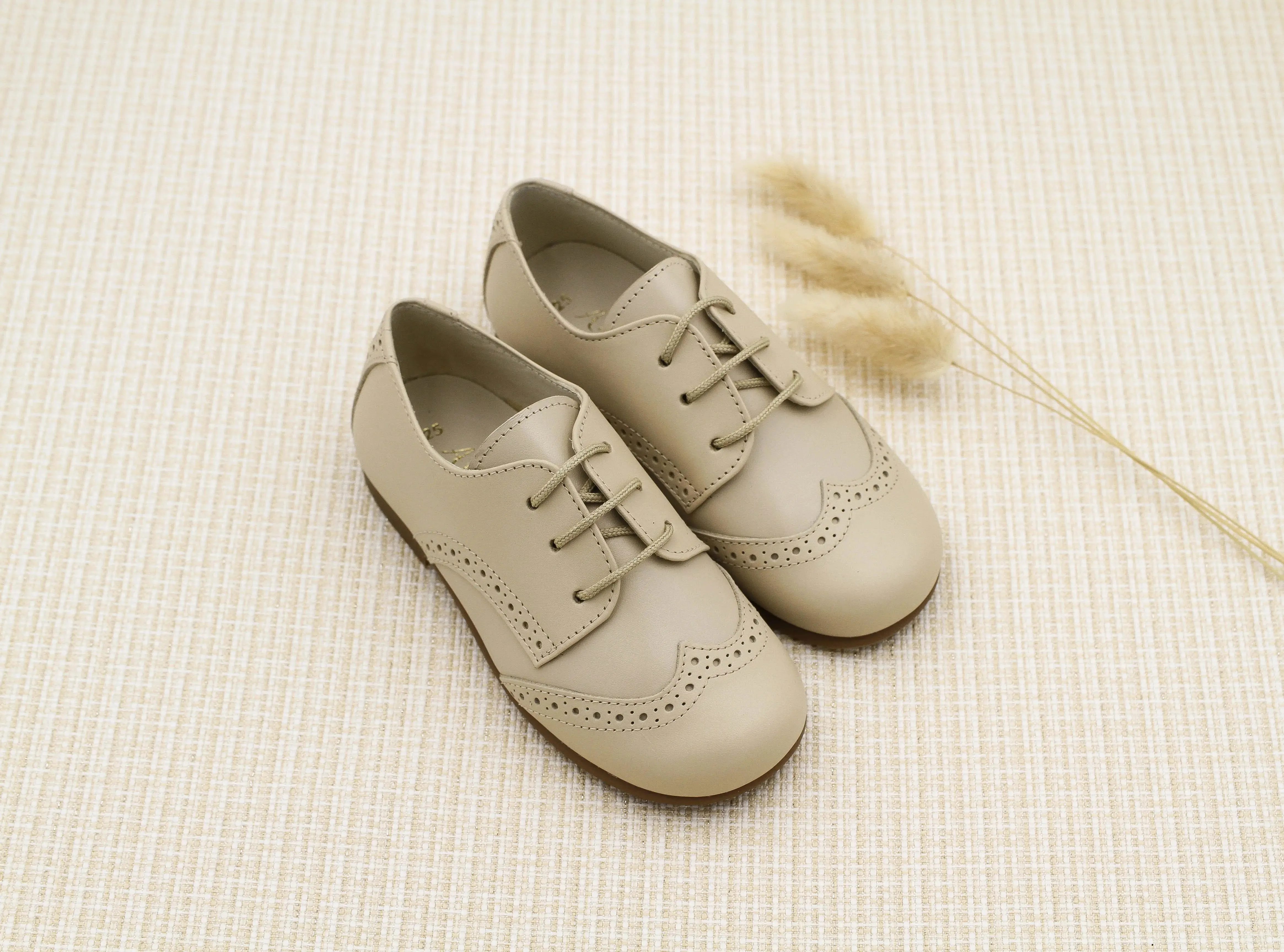 Roman- Beige Leather Boy Oxford Shoes