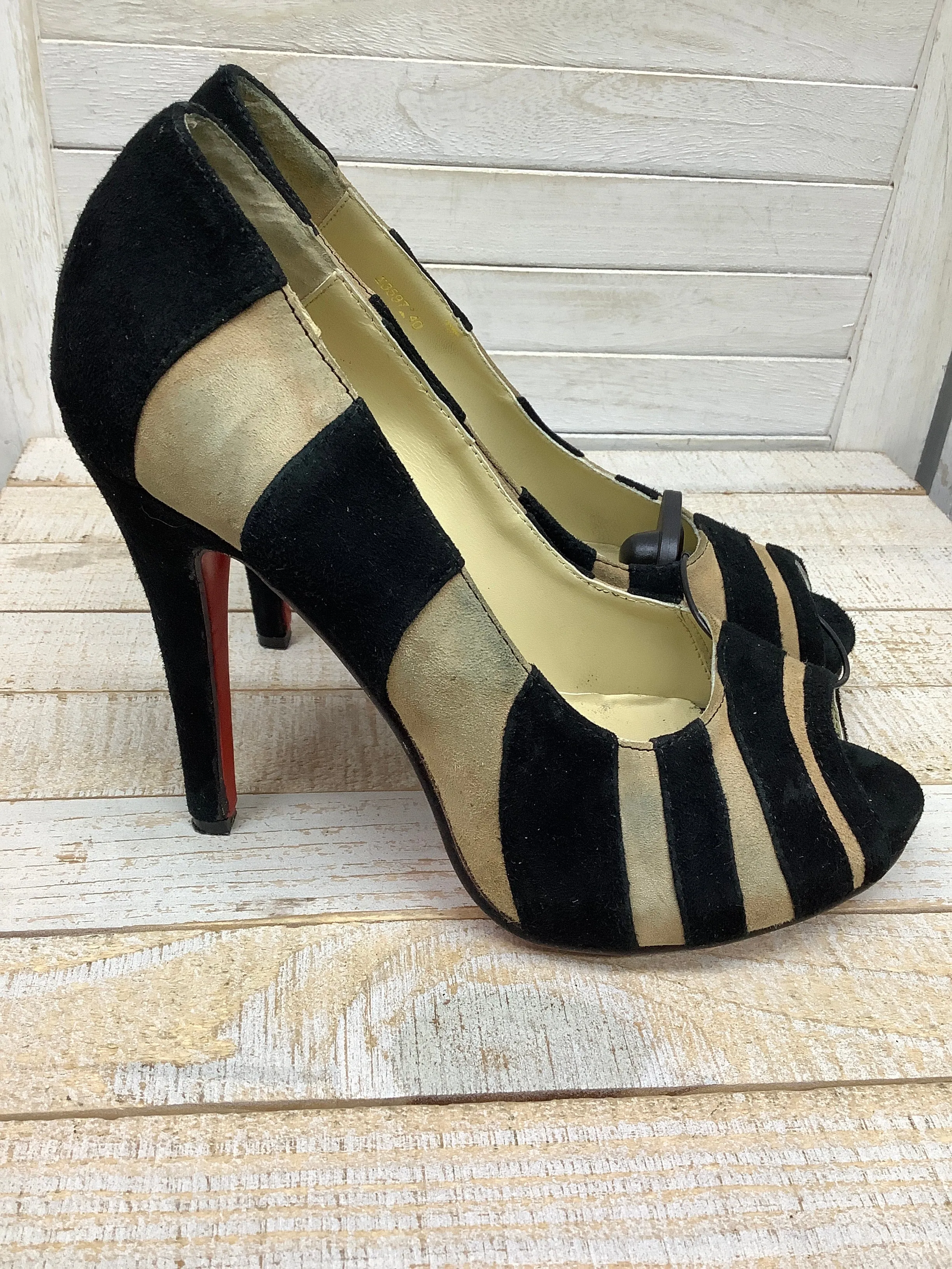 Shoes Heels Platform luxury designer By Christian Louboutin  Size: 10